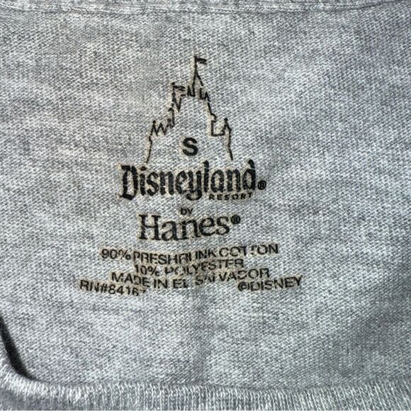 Disneyland Resort Vintage 2008 'Year of a Million Dreams' T-shirt Size Small - Picture 4 of 6